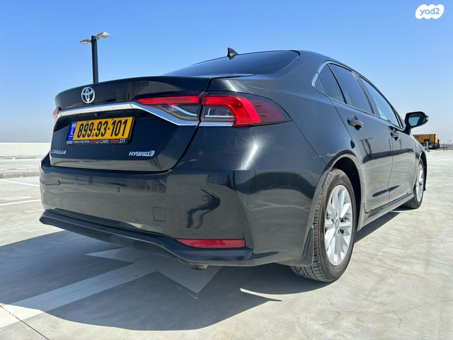 טויוטה קורולה