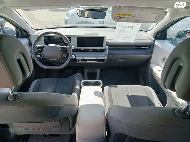 יונדאי איוניק 5