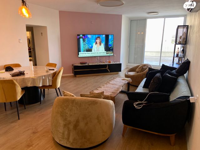 דירה, הרצפלד 12, נאות רחל, חולון