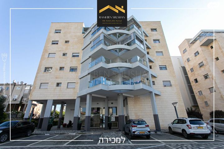 גג/ פנטהאוז, אלמוג, גלי כרמל, טירת כרמל