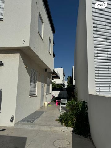 דו משפחתי, כפר יונה