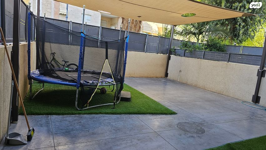 דירת גן, קרית מלאכי