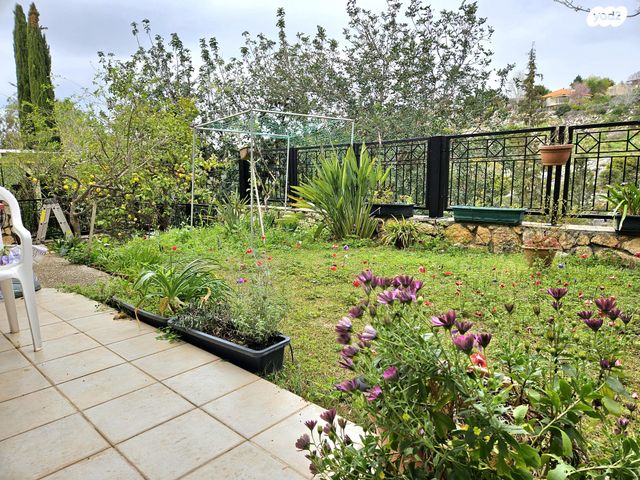 בית פרטי/ קוטג', כפר ורדים