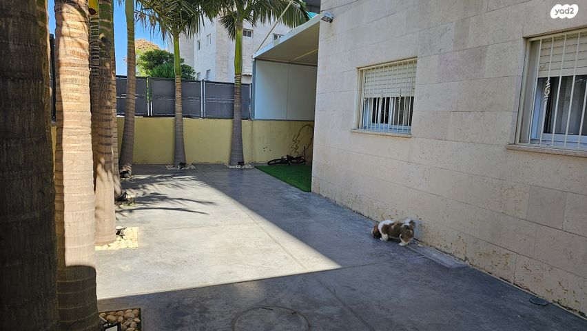 דירת גן, קרית מלאכי