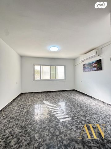 רחבת הלח"י 1022