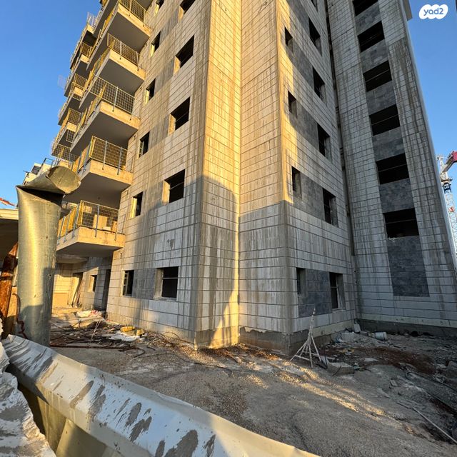 דירת גן, חנה הנביאה, כרמי גת, קרית גת