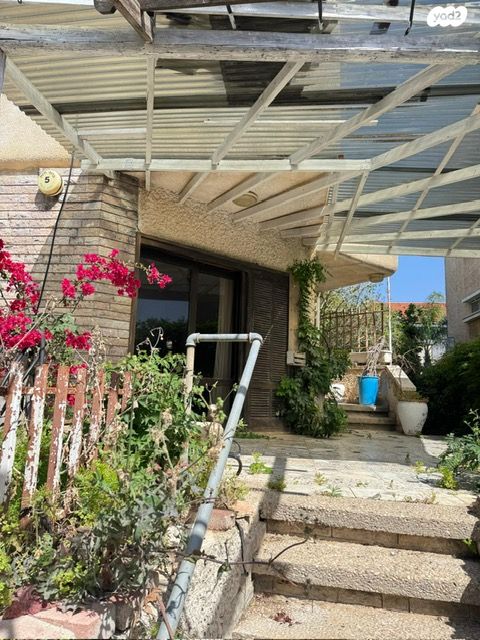 בית פרטי/ קוטג', צ.פ. חיות, נאות הרצל, נתניה