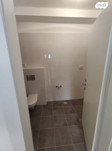 דו משפחתי, מעלה אפרים