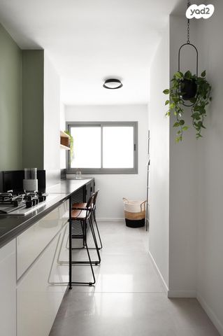 דירה, מעונות ברכה, השומר, ראשון לציון