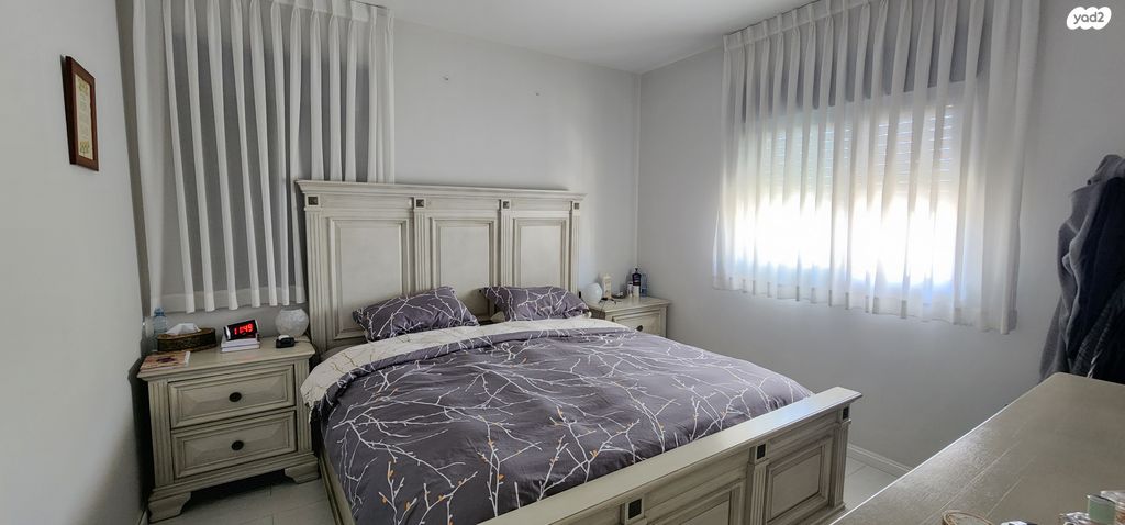 גג/ פנטהאוז, צור הדסה