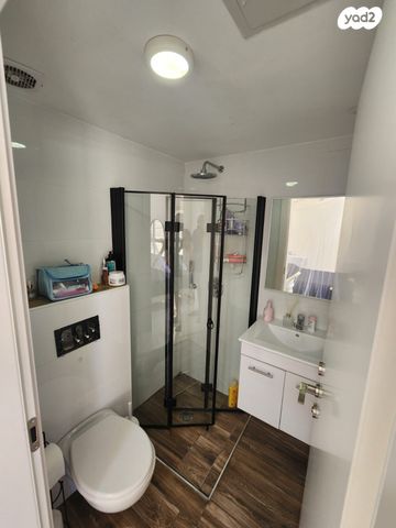 דירה, העונות - בבניה, רובע 11, אילת