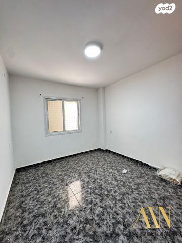 דירה, רחבת הלח"י 1022, נווה דוד, דימונה