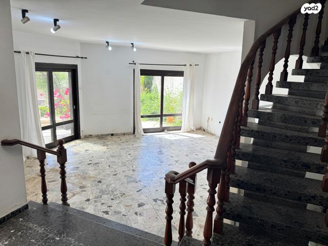 בית פרטי/ קוטג', צ.פ. חיות, נאות הרצל, נתניה