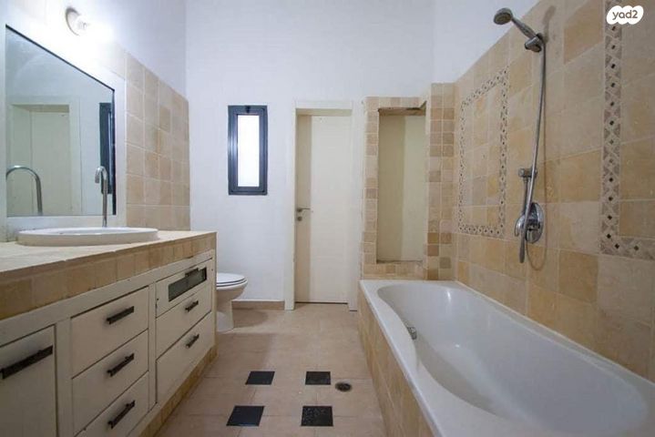 בית פרטי/ קוטג', שאר העיר, מיתר / כרמית