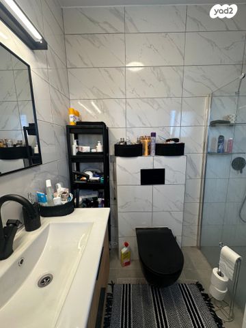 גג/ פנטהאוז, הגבול רוטשילד, בת ים