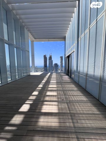 טריפלקס, הצפון החדש - כיכר המדינה, תל אביב יפו