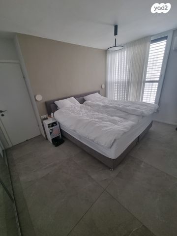 דירה, מעונות ברכה, השומר, ראשון לציון