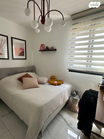 גג/ פנטהאוז, הגבול רוטשילד, בת ים