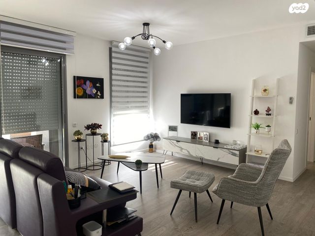 דירה, הסירה, נאות רבין, יבנה