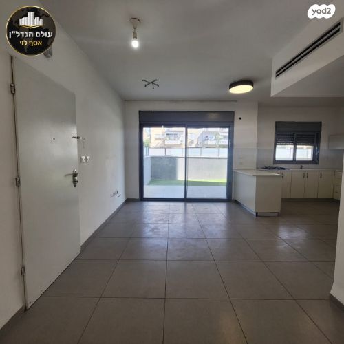 דירת גן, שרת, שז"ר / דקר, טירת כרמל