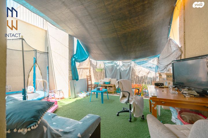 גג/ פנטהאוז, החורש, חריש