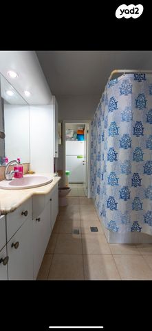 דירה, הפרדס הראשון, ראשון לציון