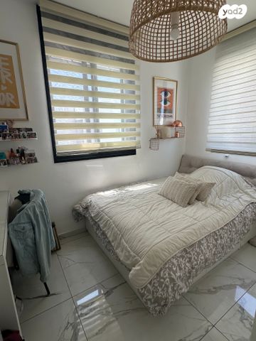 גג/ פנטהאוז, הגבול רוטשילד, בת ים