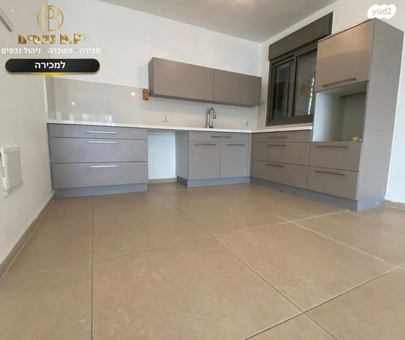 דירה, תאנה 15, החורש, חריש