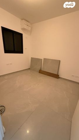 דירה, דרך בן גוריון, רוטשילד עצמאות, בת ים