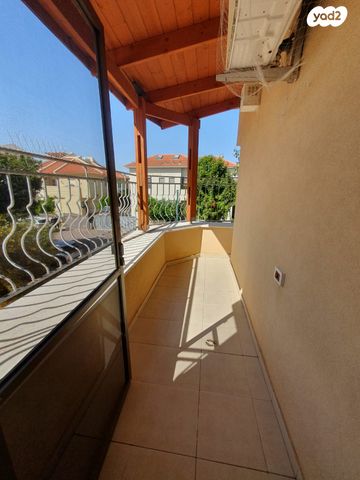 בית פרטי/ קוטג', אברהם נוטמן 12, מקוב, רחובות