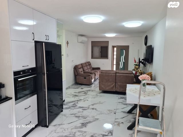 דירת גן, תירוש, נצרת עילית / נוף הגליל