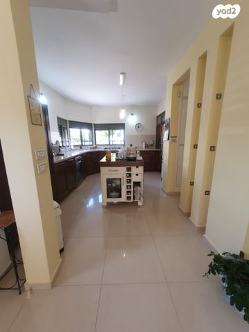 בית פרטי/ קוטג', אברהם נוטמן 12, מקוב, רחובות