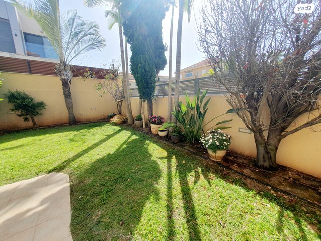 בית פרטי/ קוטג', אברהם נוטמן 12, מקוב, רחובות