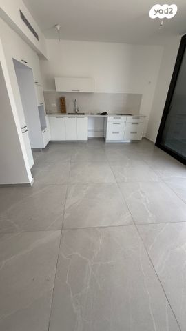 דירה, דרך בן גוריון, רוטשילד עצמאות, בת ים