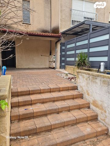 דירת גן, תירוש, נצרת עילית / נוף הגליל