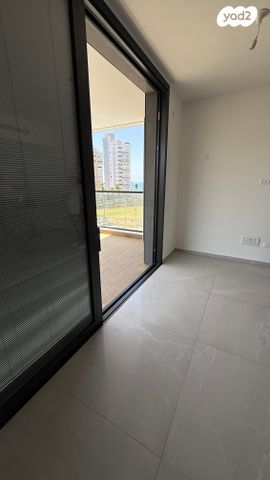 דירה, דרך בן גוריון, רוטשילד עצמאות, בת ים