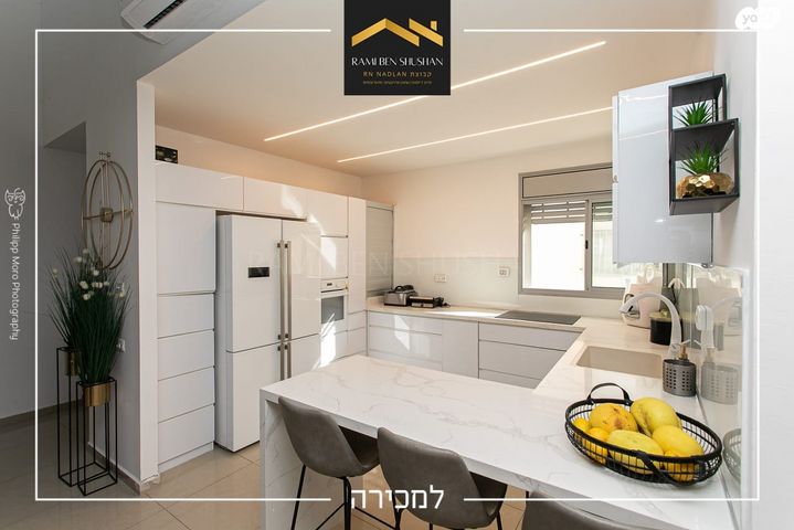 גג/ פנטהאוז, אלמוג, גלי כרמל, טירת כרמל