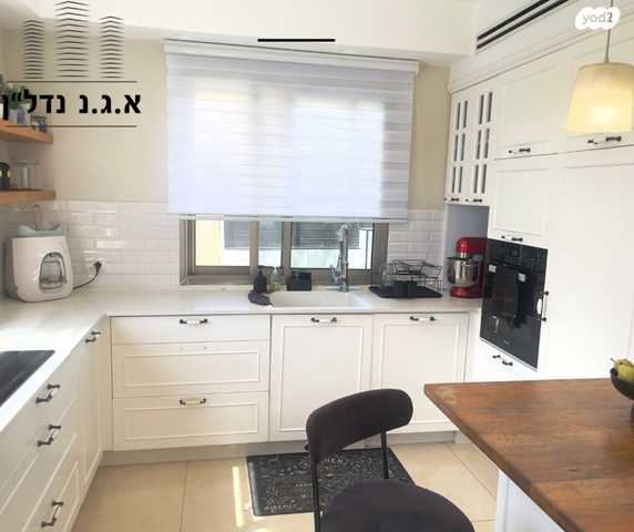 דו משפחתי, גן יבנה