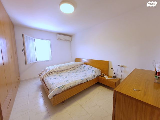 דירה, הרב גולד, כיסופים, כפר סבא