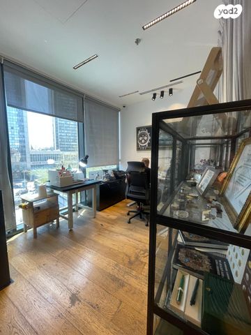 משרדים, תובל, בורסה, רמת גן