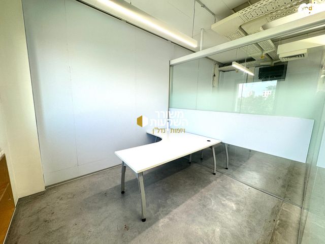 משרדים, הנדיב 71, מרכז, הרצליה