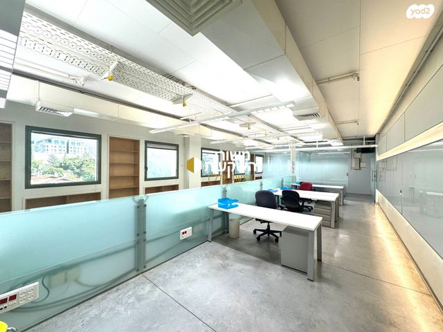 משרדים, הנדיב 71, מרכז, הרצליה