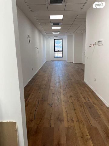 משרדים, שוהם