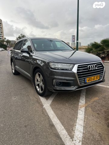 מודעת רכב אאודי Q7