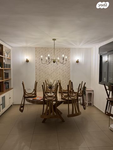 דירת גן, איבי נחל 1, אבני חפץ, אבני חפץ