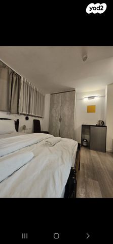 סטודיו/ לופט, דרך בן גוריון 61, רוטשילד עצמאות, בת ים