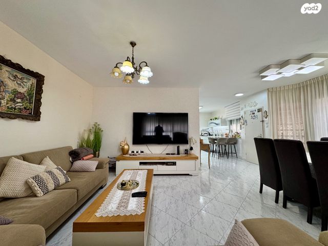 בית פרטי/ קוטג', הרב יהודה שטרית, בנה ביתך, עפולה