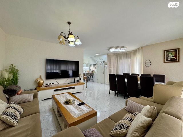 בית פרטי/ קוטג', הרב יהודה שטרית, בנה ביתך, עפולה