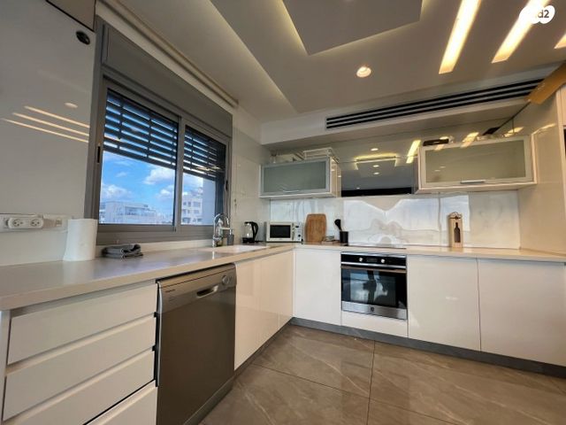 דירה, הירקון 4, כרם התימנים, תל אביב יפו