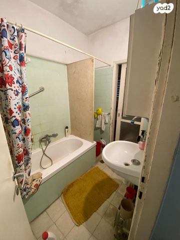 דירה, דוד שמעוני, גבעת הורדים, רסקו, ירושלים